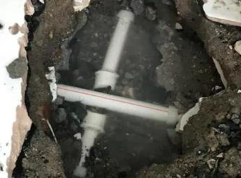 南华阳台漏水维修公司为您分享楼上楼下漏水怎么处理