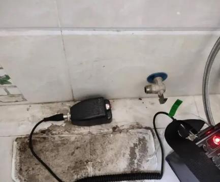 南华屋顶漏水维修公司分享下卫生间漏水的危害及解决方法